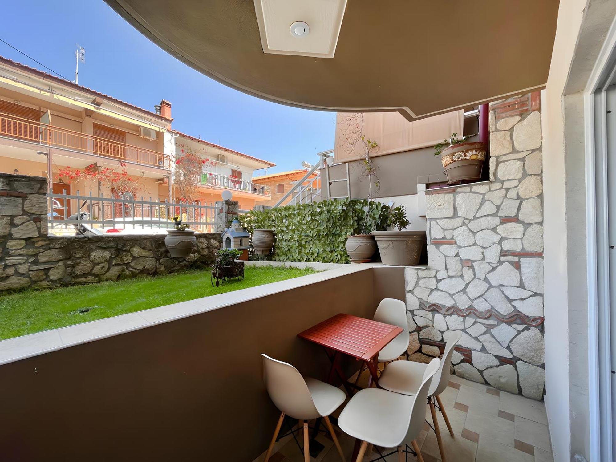 Apartment George Giov Sarti